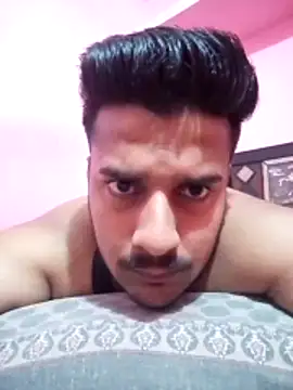 Decentlover67 online show from May 23, 2026, 1:55 am