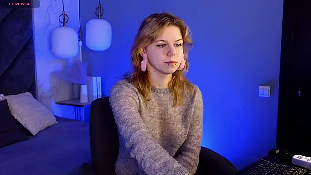ElizabethVane online show from March 31, 2026, 5:41 am