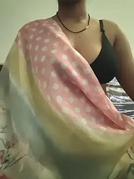 Snapshot of Shalini_08 chatting on May 13, 2026, 2:53 am Shalini 08 online show from May 13, 2026, 2:53 am