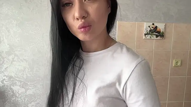 Sofi Funny online show from April 21, 2026, 2:51 am