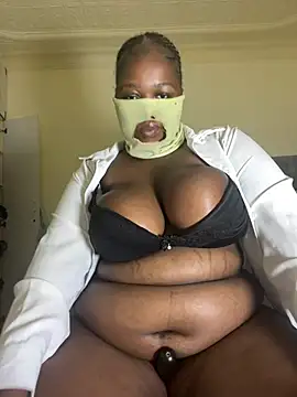 NaughtyGirl0000 online show from June 26, 2026, 4:33 pm