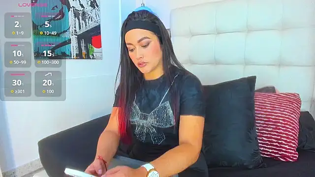 Tatiana24  online show from April 21, 2026, 9:28 pm