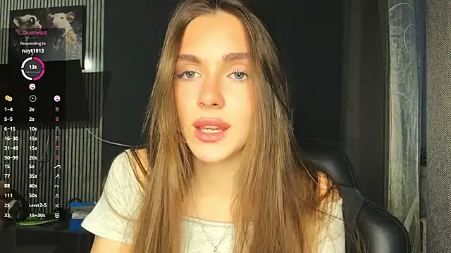 Veluxe online show from April 29, 2026, 5:17 pm