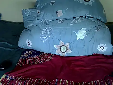 Darkchocolatequeen online show from June 6, 2026, 8:08 am