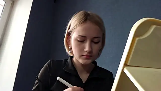 SofiaCashe online show from March 15, 2026, 7:25 am