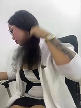 daniela-sexy online show from March 31, 2026, 1:44 pm