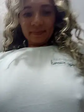 Snapshot of adairamars chatting on June 22, 2026, 12:35 am adairamars online show from June 22, 2026, 12:35 am