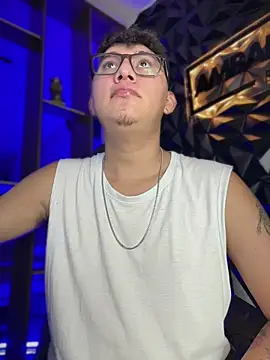 sirkisa online show from March 15, 2026, 2:39 am