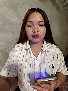 Mina xYx online show from April 23, 2026, 12:29 pm