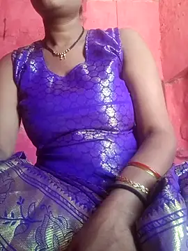 Snapshot of Mona_ji32 chatting on April 10, 2026, 5:45 am Mona ji32 online show from April 10, 2026, 5:45 am