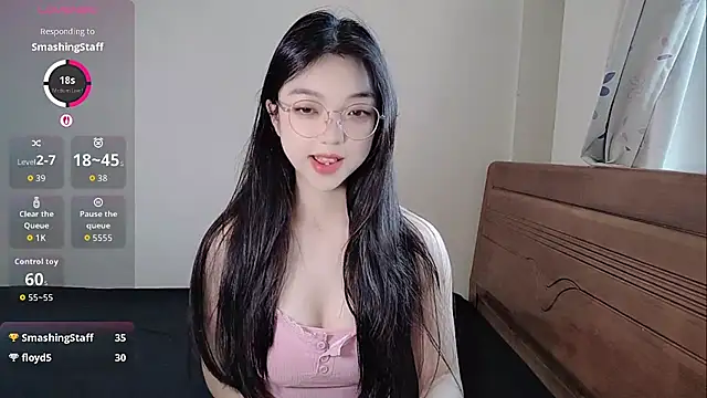 oblakitty  online show from April 3, 2026, 12:41 am