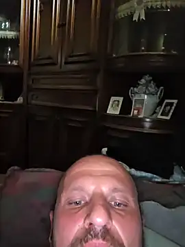 Snapshot of skizzoboy6 chatting on March 22, 2026, 7:45 am skizzoboy6 online show from March 22, 2026, 7:45 am