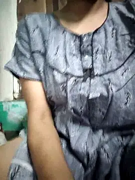 Snapshot of model_seela chatting on May 9, 2026, 5:29 pm model seela online show from May 9, 2026, 5:29 pm