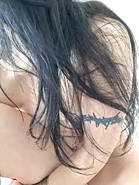 missbrowneyes 82 online show from April 10, 2026, 7:02 am