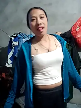 Leiley 98 online show from March 16, 2026, 11:31 pm