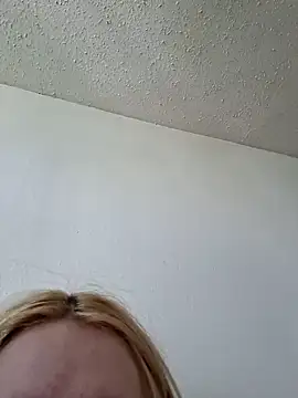 HeyItsChloe online show from March 21, 2026, 8:12 pm