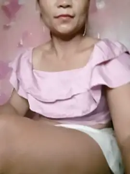 maymay121 online show from May 24, 2026, 11:15 am