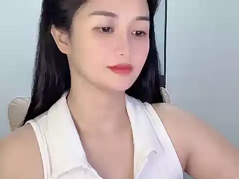 AmyLinee 1 online show from June 3, 2026, 1:57 pm