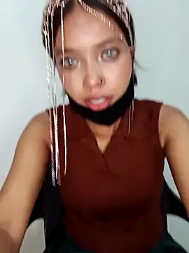 Candyy crushh online show from March 17, 2026, 2:42 pm