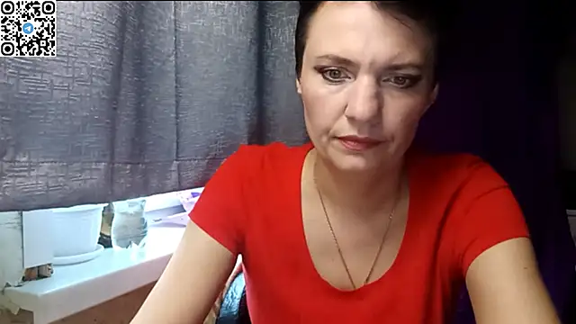 HotMamaQueen234 online show from May 15, 2026, 2:46 pm