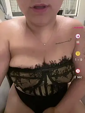 Snapshot of martinaa_cresa chatting on July 14, 2026, 8:03 pm martinaa cresa online show from July 14, 2026, 8:03 pm