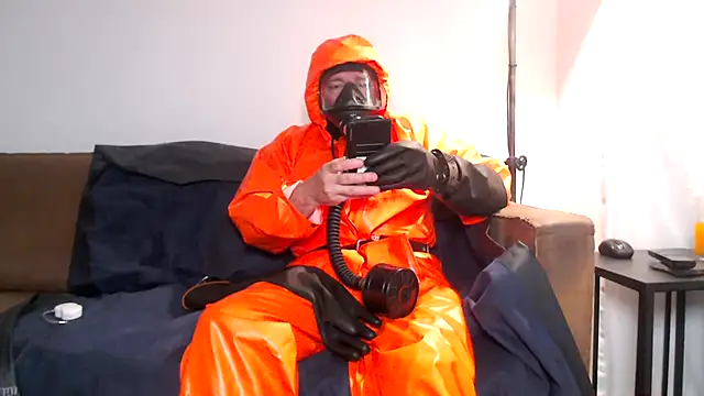 Snapshot of latexslaveboy chatting on June 14, 2026, 8:00 pm latexslaveboy online show from June 14, 2026, 8:00 pm