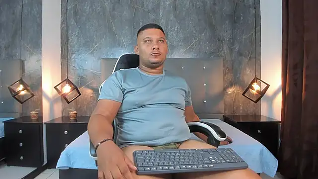 Liam Carters online show from March 28, 2026, 11:43 am