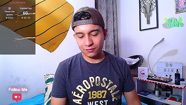 Snapshot of Max_Parkerr chatting on March 23, 2026, 6:01 pm Max Parkerr online show from March 23, 2026, 6:01 pm