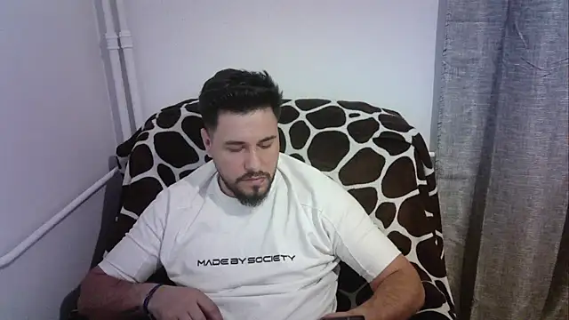 Gianiboy99 online show from May 8, 2026, 7:30 pm