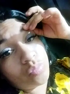 LatinSquirtBaby online show from May 18, 2026, 1:17 pm