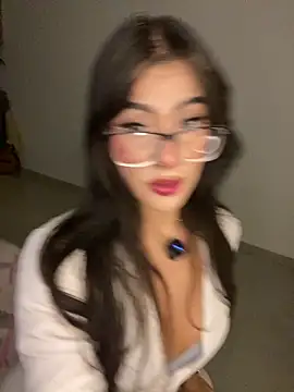 DahliaRouse online show from March 31, 2026, 1:29 am