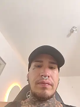 AndresXm  online show from March 18, 2026, 10:02 pm