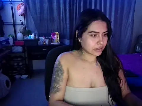 Snapshot of PeliNegraaa chatting on July 15, 2026, 3:56 am PeliNegraaa online show from July 15, 2026, 3:56 am