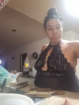 Scarlettt Kiss online show from April 7, 2026, 3:18 am