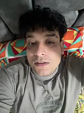 Niccolo Noir online show from April 7, 2026, 4:24 am