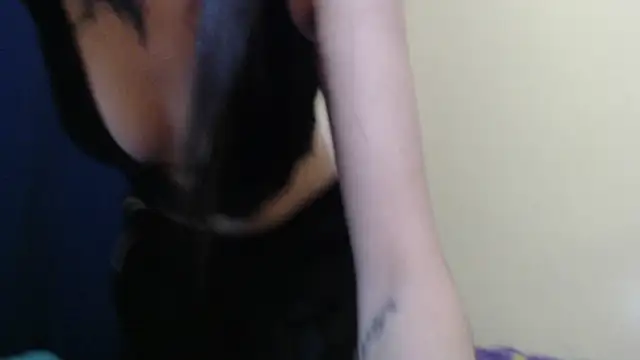 xxcodyxx666  online show from May 6, 2026, 4:19 am