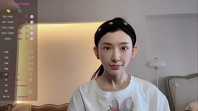 Snapshot of kiki-12 chatting on April 29, 2026, 7:12 am kiki-12 online show from April 29, 2026, 7:12 am