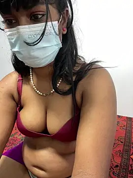 honeyi babe online show from June 19, 2026, 8:23 pm