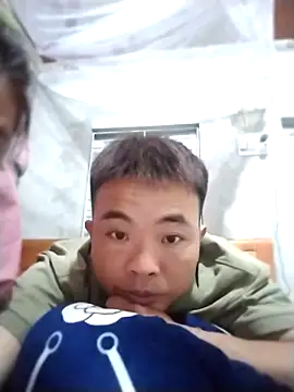 boy-pho- online show from March 19, 2026, 12:09 pm