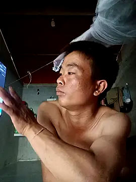 boy-pho- online show from April 7, 2026, 7:31 am