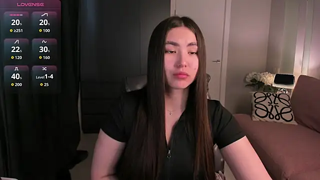 IceIcebabe  online show from April 16, 2026, 1:06 am
