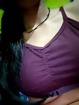 Lily4852 online show from March 29, 2026, 1:05 am
