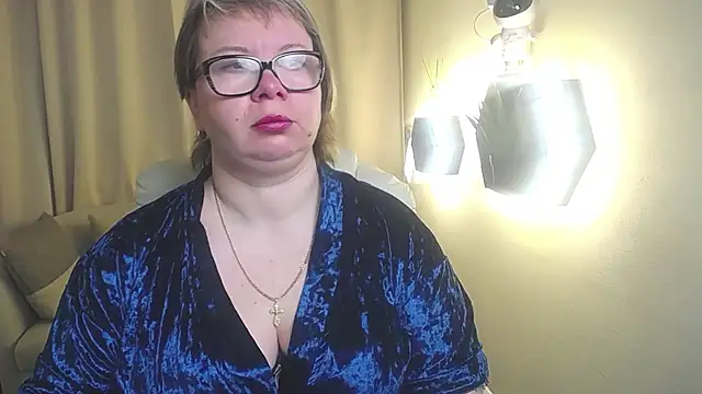 BonnnyBoobsy online show from April 20, 2026, 5:54 am