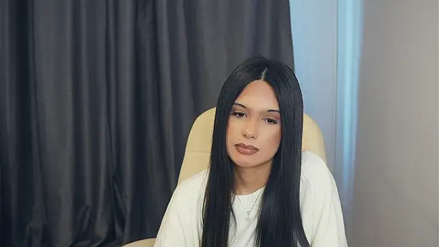 Snapshot of BibiPharr chatting on March 25, 2026, 10:10 am BibiPharr online show from March 25, 2026, 10:10 am