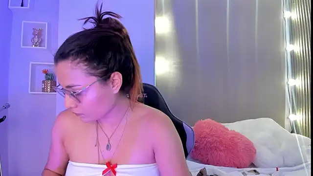 Littletammy4u online show from June 14, 2026, 12:29 pm