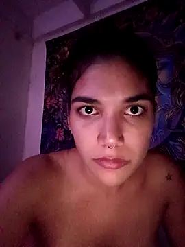 isabellahofmann online show from May 9, 2026, 9:47 am