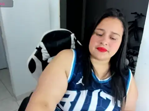 Atenea 19  online show from April 22, 2026, 4:59 am
