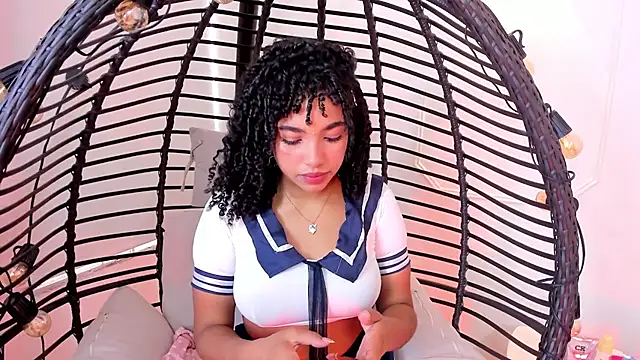 JazmyXXX online show from July 17, 2026, 8:35 pm