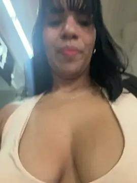MonserratJons01 online show from May 3, 2026, 3:29 pm