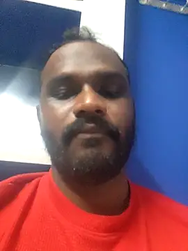 Snapshot of singletamilguy chatting on March 25, 2026, 4:24 pm singletamilguy online show from March 25, 2026, 4:24 pm